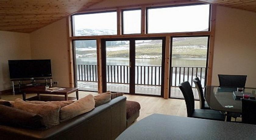 Lodge 9 Glengoulandie Lodges 애버펠디 외부 사진