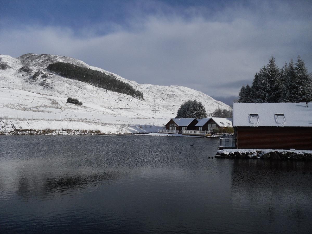Lodge 9 Glengoulandie Lodges 애버펠디 외부 사진