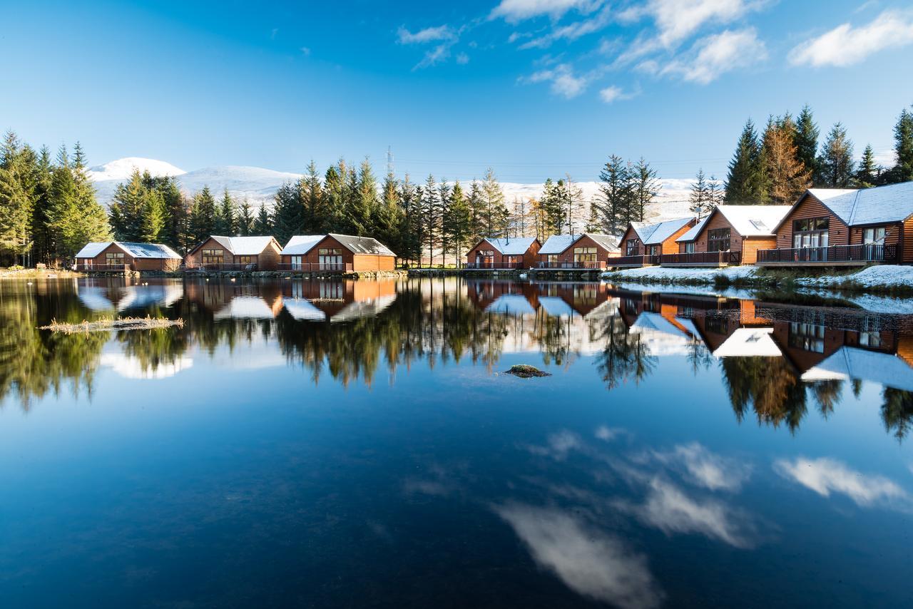 Lodge 9 Glengoulandie Lodges 애버펠디 외부 사진